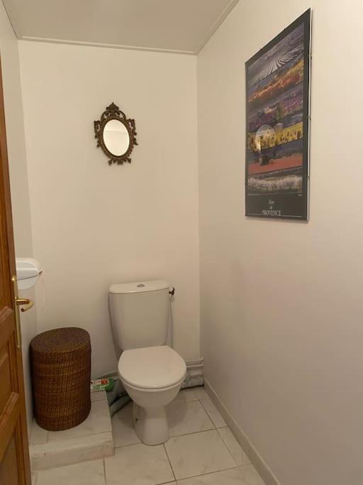 T2 Avec Jardin Et Piscine Privee Apartment Velaux Екстериор снимка